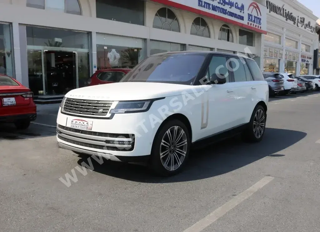 Land Rover  Range Rover  Vogue  Autobiography  2022  Automatic  41,000 Km  8 Cylinder  Four Wheel Drive (4WD)  SUV  White  With Warranty