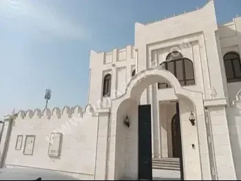 Family Residential  - Not Furnished  - Lusail  - Al Erkyah  - 7 Bedrooms