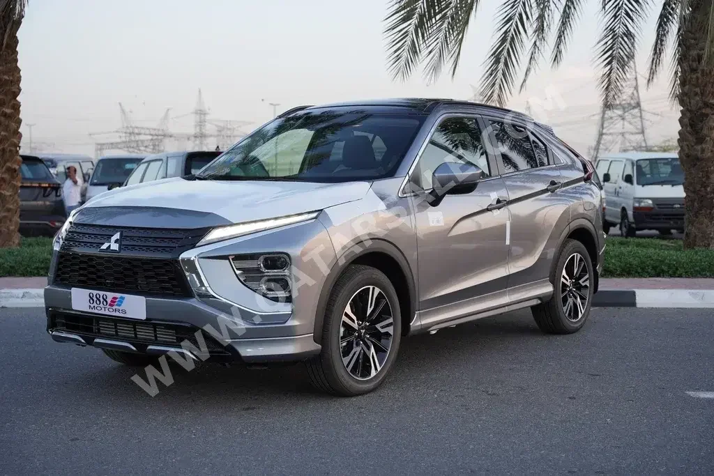 Mitsubishi  Eclipse  Cross Highline  2023  Automatic  0 Km  4 Cylinder  Four Wheel Drive (4WD)  SUV  Silver