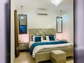 2 غرف نوم  شقة  للايجار  في الدوحة -  نجمة  نصف مفروشة