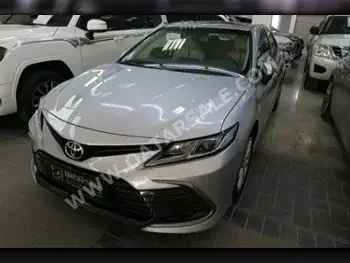 Toyota  Camry  GLE  2023  Automatic  6,000 Km  4 Cylinder  Front Wheel Drive (FWD)  Sedan  Silver  With Warranty
