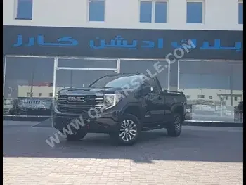 GMC  Sierra  AT4  2022  Automatic  9,300 Km  8 Cylinder  Four Wheel Drive (4WD)  Pick Up  Gray  With Warranty