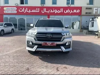 Toyota  Land Cruiser  VXR- Grand Touring S  2020  Automatic  104,000 Km  8 Cylinder  Four Wheel Drive (4WD)  SUV  Silver