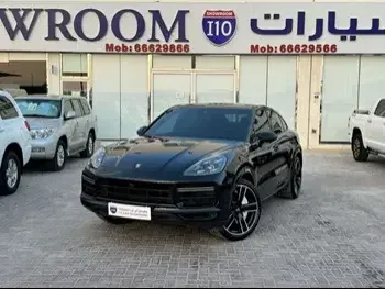 Porsche  Cayenne  Coupe  2022  Automatic  27,000 Km  8 Cylinder  All Wheel Drive (AWD)  SUV  Black  With Warranty