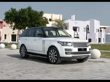 Land Rover  Range Rover  Vogue SE  2015  Automatic  87,000 Km  8 Cylinder  Four Wheel Drive (4WD)  SUV  White