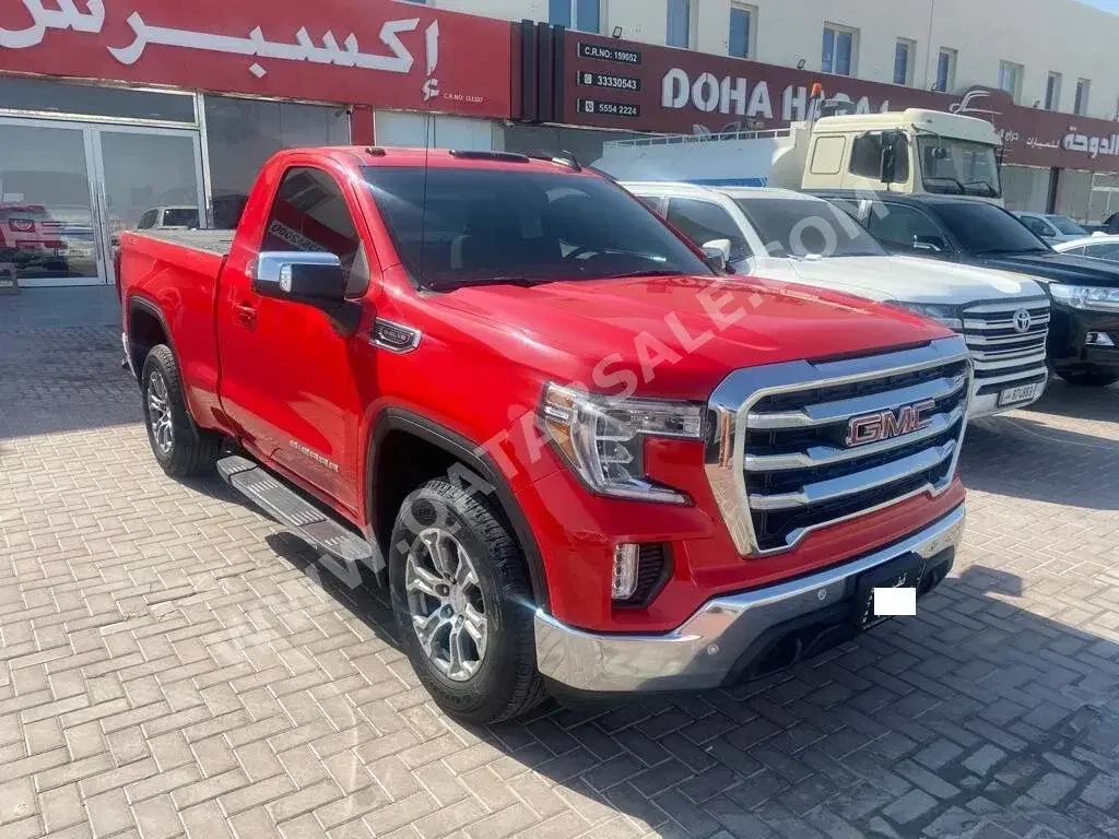 GMC  Sierra  1500  2022  Automatic  49,000 Km  8 Cylinder  Four Wheel Drive (4WD)  Pick Up  Red  With Warranty