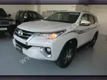Toyota  Fortuner  TRD  2019  Automatic  178,000 Km  6 Cylinder  Four Wheel Drive (4WD)  SUV  White