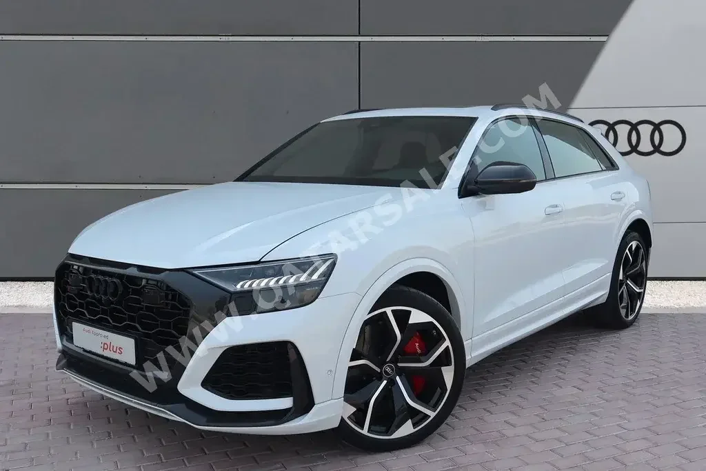 Audi  RSQ8  2020  Automatic  53,500 Km  8 Cylinder  All Wheel Drive (AWD)  SUV  White  With Warranty