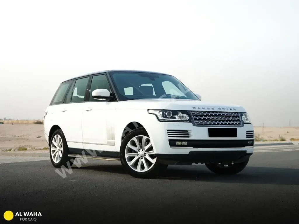 Land Rover  Range Rover  Vogue  2015  Automatic  82,000 Km  8 Cylinder  Four Wheel Drive (4WD)  SUV  White