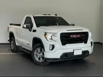 GMC  Sierra  Elevation  2021  Automatic  27,000 Km  8 Cylinder  Four Wheel Drive (4WD)  Pick Up  White