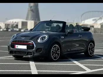 Mini  Cooper  JCW  2017  Automatic  23,000 Km  4 Cylinder  Front Wheel Drive (FWD)  Convertible  Gray