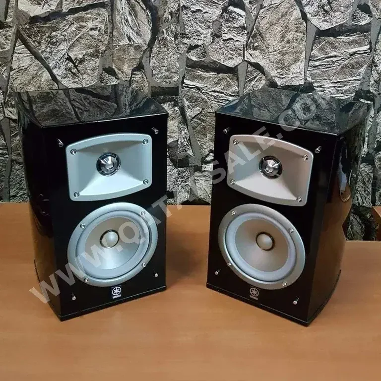 Speakers 2+0  Black /  Yamaha  Yamaha NS 333