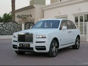 Rolls-Royce  Cullinan  2022  Automatic  10,000 Km  12 Cylinder  Four Wheel Drive (4WD)  SUV  White  With Warranty