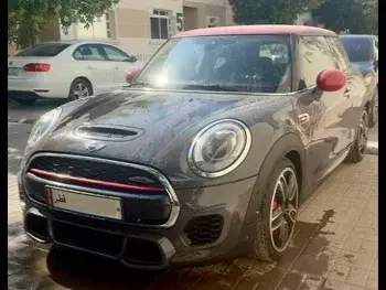 Mini  Cooper  JCW  2016  Automatic  49,000 Km  4 Cylinder  Front Wheel Drive (FWD)  Hatchback  Black and Red  With Warranty