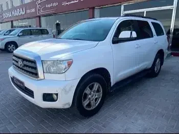Toyota  Sequoia  SR5  2015  Automatic  367,000 Km  8 Cylinder  Four Wheel Drive (4WD)  SUV  White