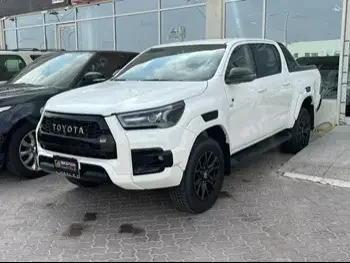 Toyota  Hilux  GR Sport  2022  Automatic  35,000 Km  6 Cylinder  Four Wheel Drive (4WD)  Pick Up  White  With Warranty