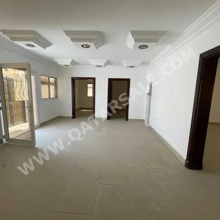 Family Residential  - Not Furnished  - Al Rayyan  - Al Sailiya  - 6 Bedrooms