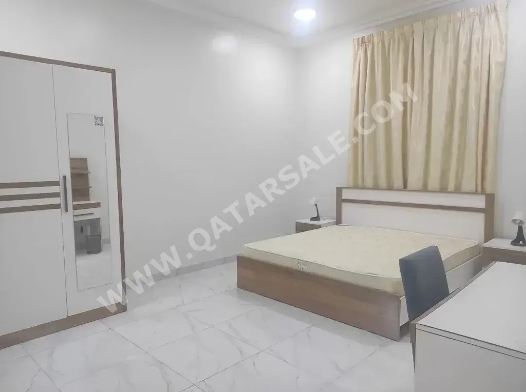 2 Bedrooms  Apartment  For Sale  For Rent  in Al Daayen -  Umm Qarn  Fully Furnished
