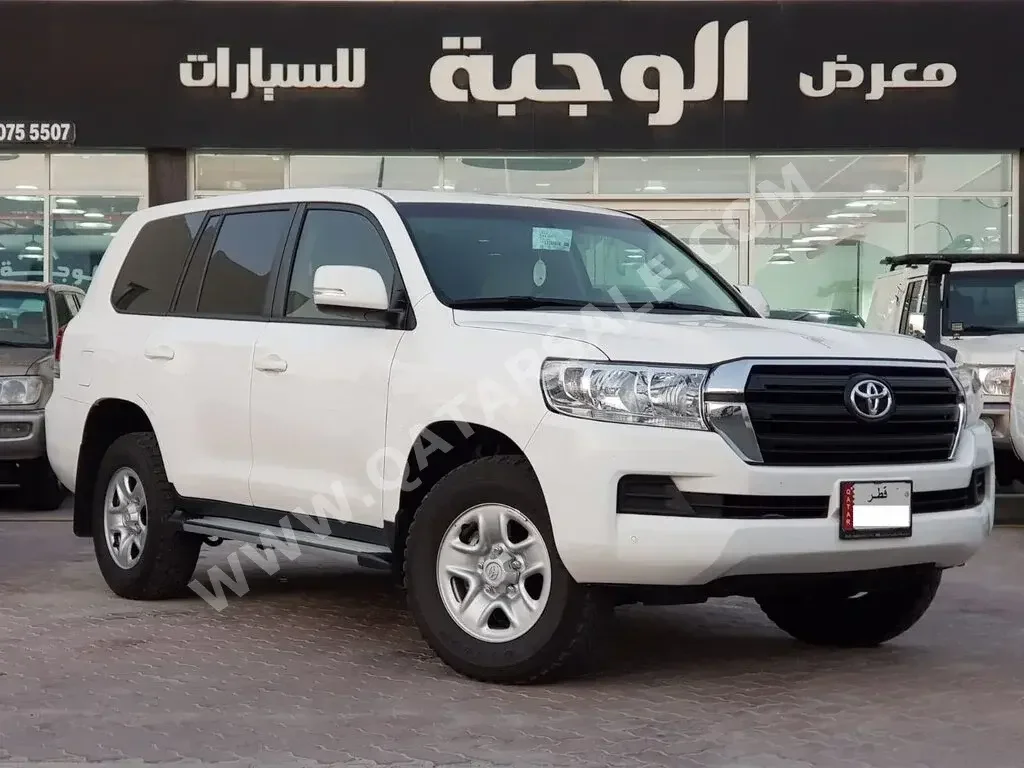 Toyota  Land Cruiser  G  2020  Automatic  88,000 Km  6 Cylinder  Four Wheel Drive (4WD)  SUV  White