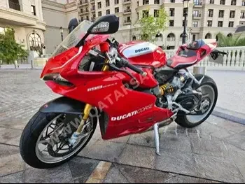 Ducati  Panigle 1199 R -  2013 - Color Red