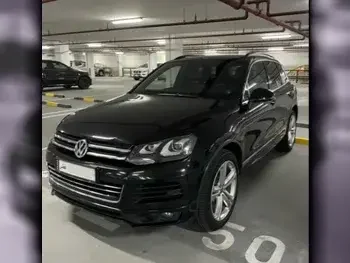 Volkswagen  Touareg  R line  2014  Automatic  109,000 Km  8 Cylinder  All Wheel Drive (AWD)  SUV  Black