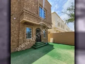 Family Residential  - Not Furnished  - Al Daayen  - Umm Qarn  - 6 Bedrooms