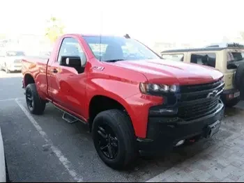Chevrolet  Silverado  Trail Boss  2021  Automatic  123,000 Km  8 Cylinder  Four Wheel Drive (4WD)  Pick Up  Red
