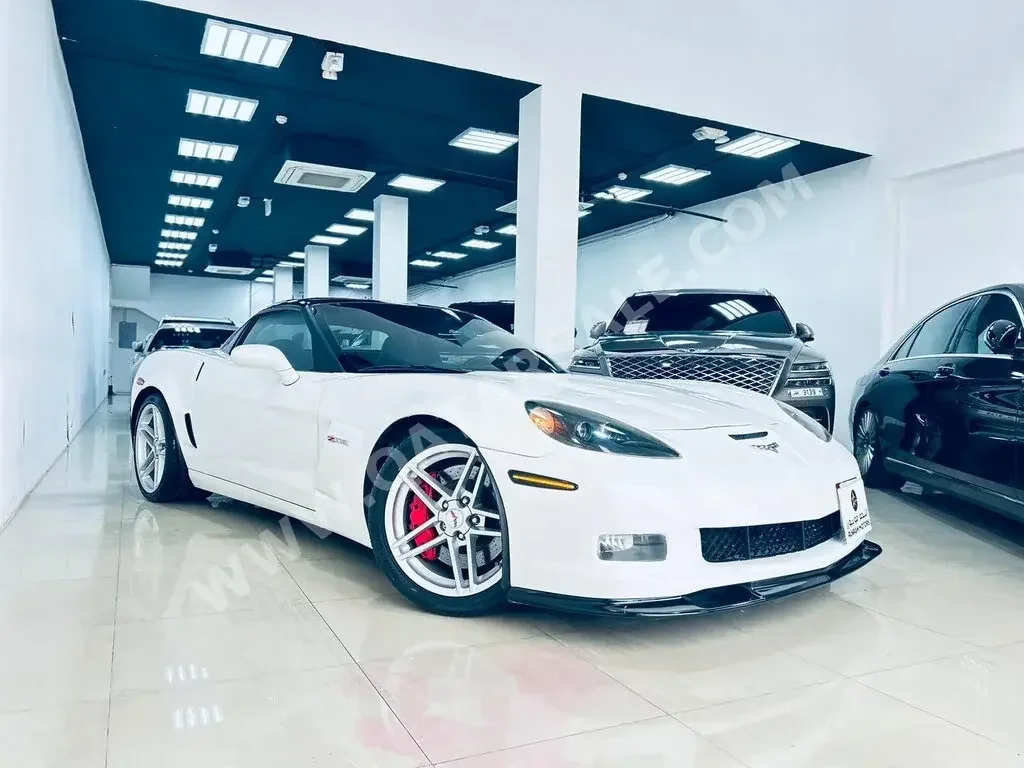 Chevrolet  Corvette  2009  Automatic  166,000 Km  8 Cylinder  Rear Wheel Drive (RWD)  Coupe / Sport  White