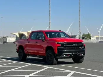 Chevrolet  Silverado  Trail Boss  2020  Automatic  126,000 Km  8 Cylinder  Four Wheel Drive (4WD)  Pick Up  Red  With Warranty
