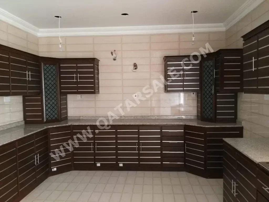 Kitchen Cabinets & Drawers - Qatar