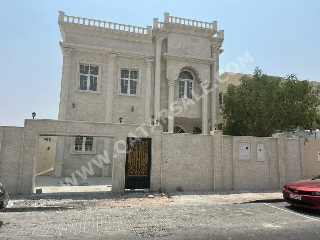 Family Residential  Not Furnished  Al Daayen  Leabaib  7 Bedrooms  Includes Water & Electricity