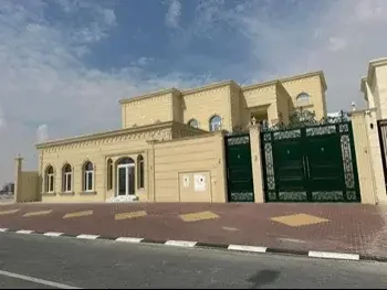 Family Residential  - Not Furnished  - Al Rayyan  - Al Themaid  - 8 Bedrooms