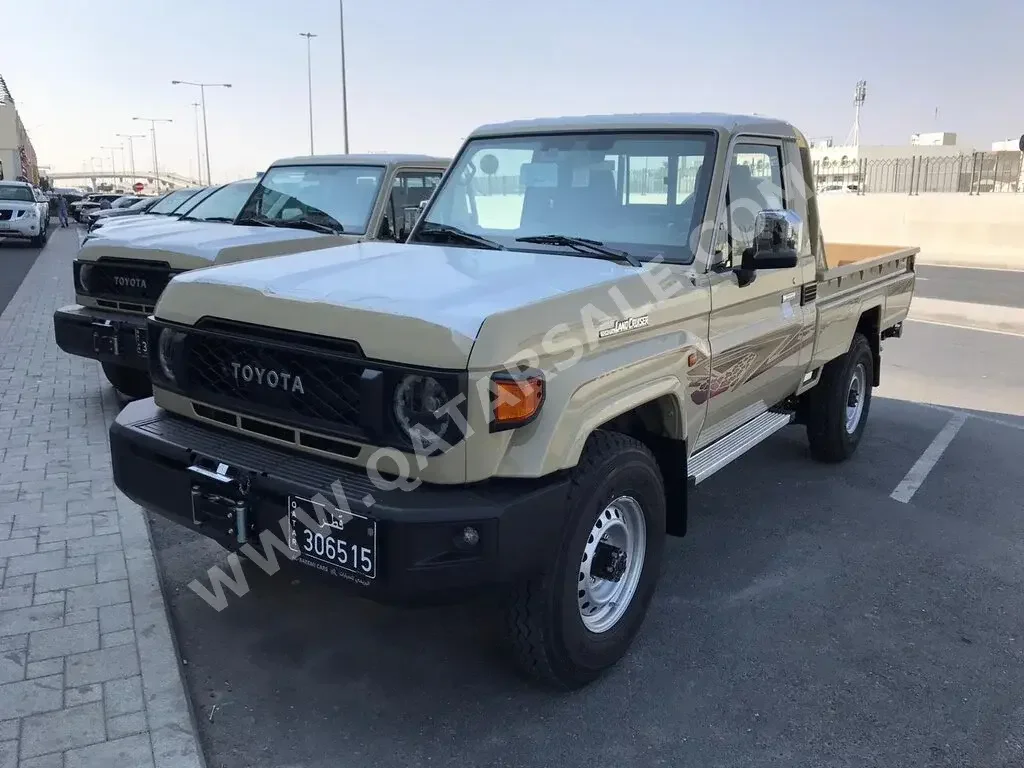  Toyota  Land Cruiser  LX  2024  Manual  0 Km  4 Cylinder  Four Wheel Drive (4WD)  Pick Up  Beige  With Warranty