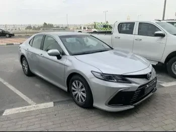 Toyota  Camry  LE  2024  Automatic  0 Km  4 Cylinder  Front Wheel Drive (FWD)  Sedan  Silver  With Warranty