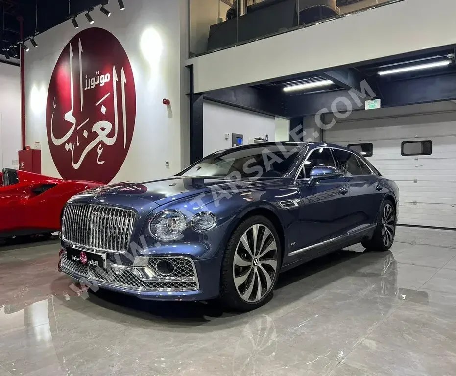  Bentley  Continental  Flying Spur  2022  Automatic  3,000 Km  8 Cylinder  All Wheel Drive (AWD)  Sedan  Blue  With Warranty