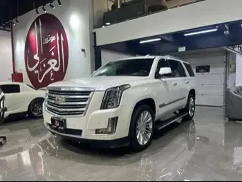  Cadillac  Escalade  2016  Automatic  202,000 Km  8 Cylinder  Four Wheel Drive (4WD)  SUV  Pearl  With Warranty
