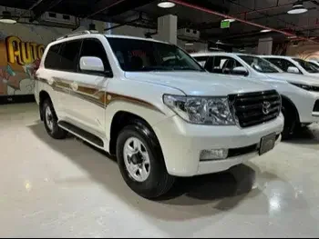 Toyota  Land Cruiser  G Limited  2009  Automatic  439,000 Km  6 Cylinder  Four Wheel Drive (4WD)  SUV  White