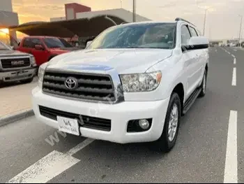 Toyota  Sequoia  SR5  2012  Automatic  319,000 Km  8 Cylinder  Four Wheel Drive (4WD)  SUV  White