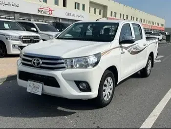 Toyota  Hilux  SR5  2019  Automatic  151,000 Km  4 Cylinder  Four Wheel Drive (4WD)  Pick Up  White