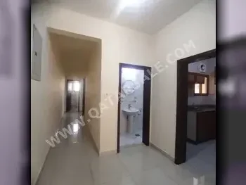 2 Bedrooms  Apartment  For Rent  in Doha -  Madinat Khalifa South  Not Furnished
