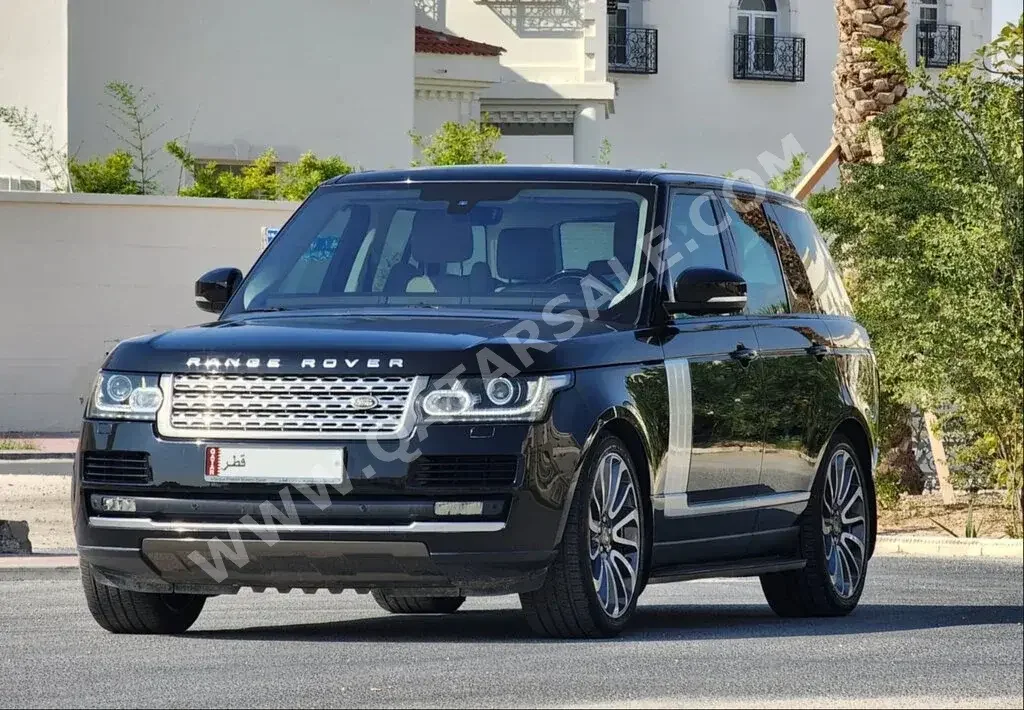  Land Rover  Range Rover  Vogue HSE  2016  Automatic  90,000 Km  8 Cylinder  Four Wheel Drive (4WD)  SUV  Black  With Warranty