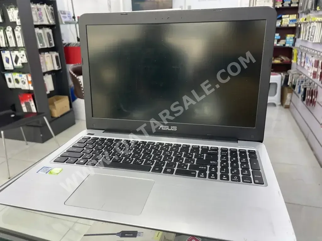 Laptops Asus  - ExpertBook Series  - Silver  - Windows 10  - Intel  - Core i5  -Memory (Ram): 8 GB