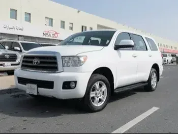 Toyota  Sequoia  SR5  2013  Automatic  267,000 Km  8 Cylinder  Four Wheel Drive (4WD)  SUV  White
