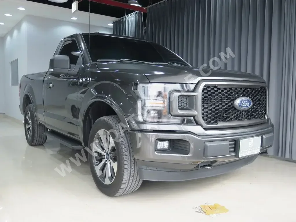 Ford  F  150  2020  Automatic  44,000 Km  8 Cylinder  Four Wheel Drive (4WD)  Pick Up  Gray  With Warranty