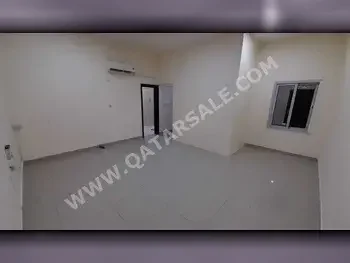 1 غرف نوم  شقة استوديو  للايجار  في الريان -  عين خالد  غير مفروشة