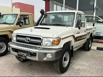  Toyota  Land Cruiser  LX  2023  Manual  0 Km  8 Cylinder  Four Wheel Drive (4WD)  Pick Up  White  With Warranty