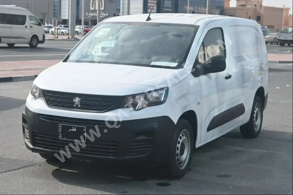  Peugeot  Partner  2024  Manual  0 Km  4 Cylinder  Front Wheel Drive (FWD)  Van / Bus  White  With Warranty