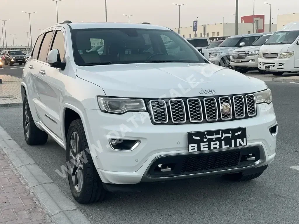 Jeep  Grand Cherokee  Overland  2017  Automatic  108,000 Km  8 Cylinder  Four Wheel Drive (4WD)  SUV  White