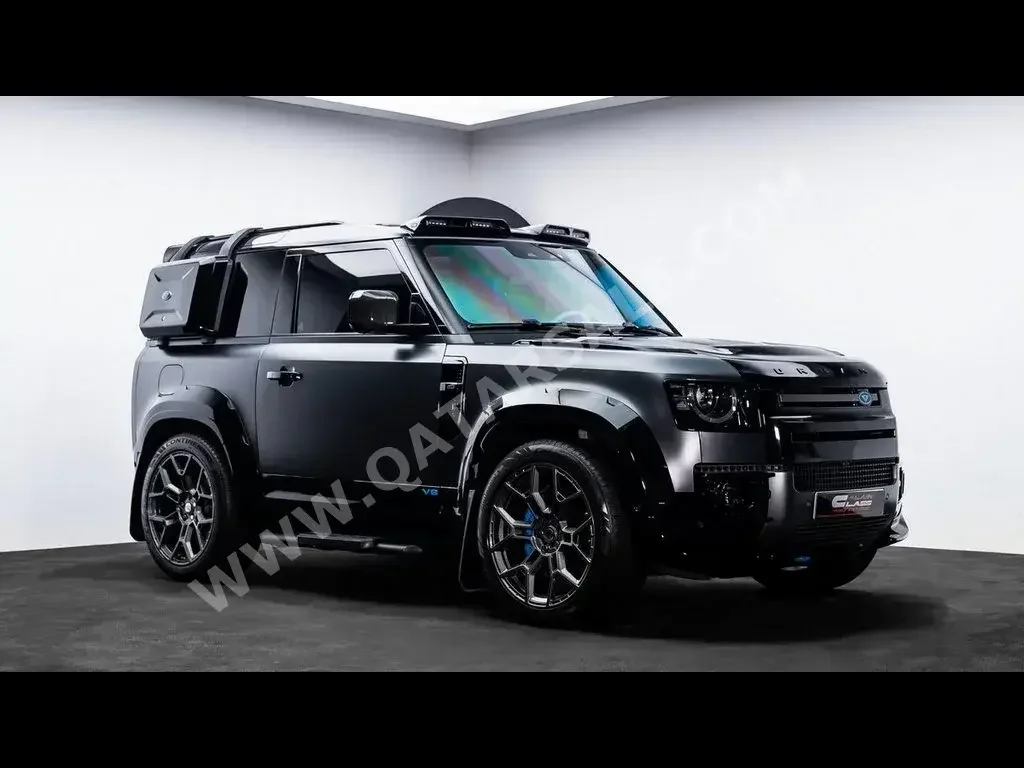 Land Rover  Defender  90 Carpathian Edition  2023  Automatic  17,890 Km  6 Cylinder  Four Wheel Drive (4WD)  SUV  Black  With Warranty