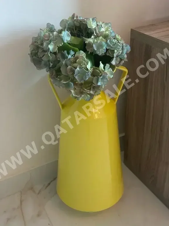 Vases & Bowls Floor Vase  Ceramic